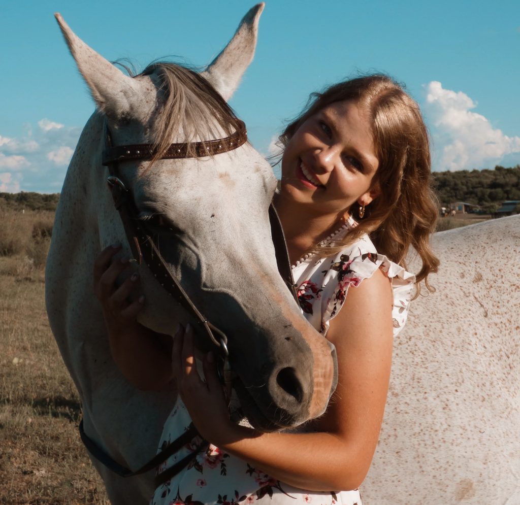 8e4addb9 94cc 4e27 9a49 c0a481a0fe21